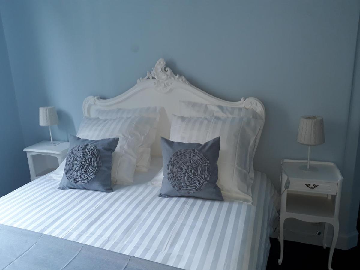La Maison Bleue De Рубе Екстериор снимка