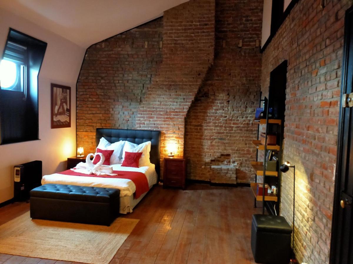 La Maison Bleue De Рубе Екстериор снимка