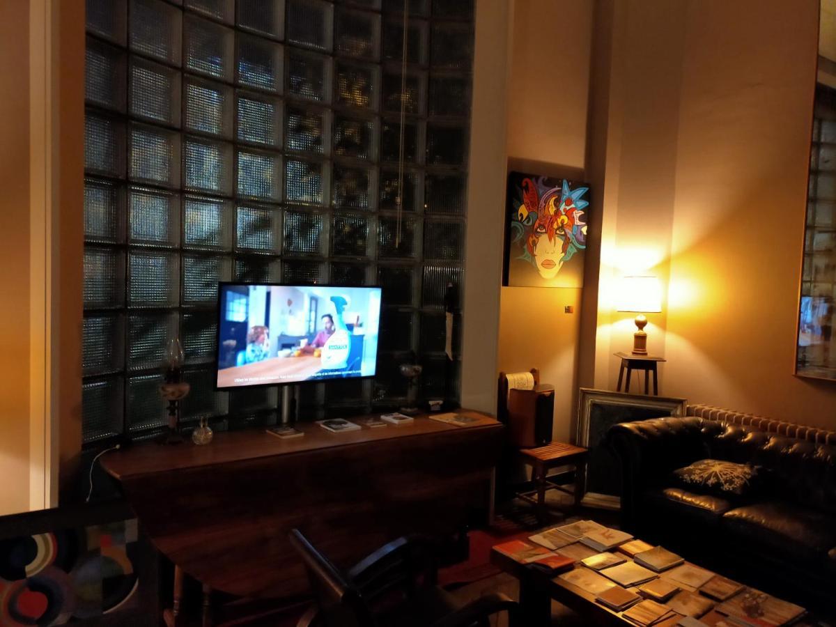La Maison Bleue De Рубе Екстериор снимка